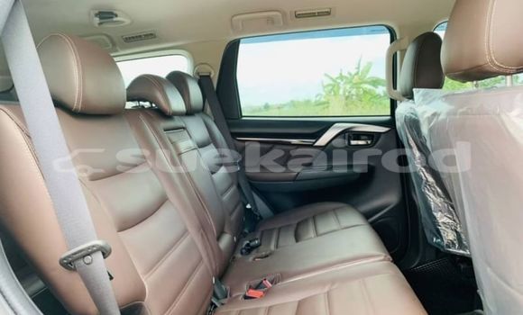 ซื้อ รถมือสอง Mitsubishi Pajero Sport ขาว รถยนต์ ใน %{เมือง} ใน กรุงเทพมหานคร ซื้อ รถมือสอง Mitsubishi Pajero Sport ขาว รถยนต์ ใน %{เมือง} ใน กรุงเทพมหานคร