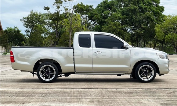 Buy Used Toyota Hiluxe Revo Other Car in Nakhon Ratchasima in Nakhon Ratchasima Buy Used Toyota Hiluxe Revo Other Car in Nakhon Ratchasima in Nakhon Ratchasima