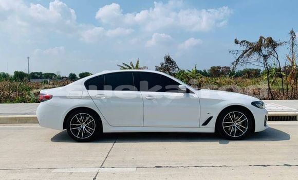 ซื้อ รถมือสอง BMW 5–Series ขาว รถยนต์ ใน %{เมือง} ใน กรุงเทพมหานคร ซื้อ รถมือสอง BMW 5–Series ขาว รถยนต์ ใน %{เมือง} ใน กรุงเทพมหานคร