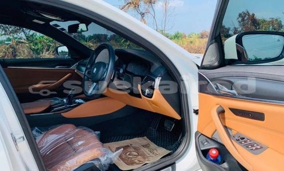 ซื้อ รถมือสอง BMW 5–Series ขาว รถยนต์ ใน %{เมือง} ใน กรุงเทพมหานคร ซื้อ รถมือสอง BMW 5–Series ขาว รถยนต์ ใน %{เมือง} ใน กรุงเทพมหานคร