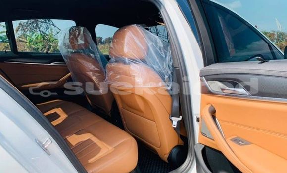 ซื้อ รถมือสอง BMW 5–Series ขาว รถยนต์ ใน %{เมือง} ใน กรุงเทพมหานคร ซื้อ รถมือสอง BMW 5–Series ขาว รถยนต์ ใน %{เมือง} ใน กรุงเทพมหานคร