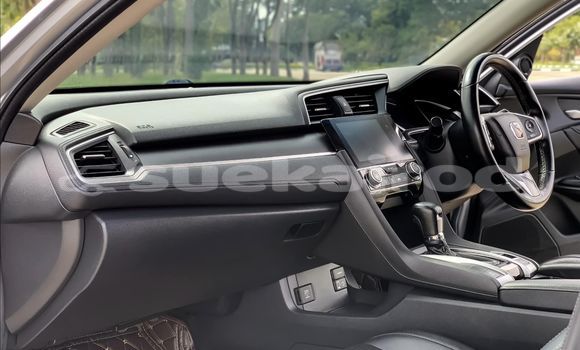 Buy Used Honda Civic Silver Car in Nakhon Ratchasima in Nakhon Ratchasima Buy Used Honda Civic Silver Car in Nakhon Ratchasima in Nakhon Ratchasima