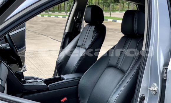 Buy Used Honda Civic Silver Car in Nakhon Ratchasima in Nakhon Ratchasima Buy Used Honda Civic Silver Car in Nakhon Ratchasima in Nakhon Ratchasima