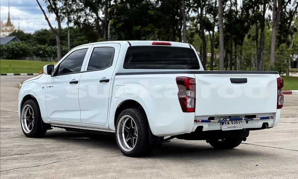 Buy Used Isuzu D-Max White Car in Nakhon Ratchasima in Nakhon Ratchasima Buy Used Isuzu D-Max White Car in Nakhon Ratchasima in Nakhon Ratchasima