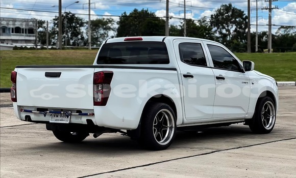Buy Used Isuzu D-Max White Car in Nakhon Ratchasima in Nakhon Ratchasima Buy Used Isuzu D-Max White Car in Nakhon Ratchasima in Nakhon Ratchasima