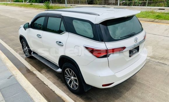 ซื้อ รถมือสอง Toyota Fortuner ขาว รถยนต์ ใน %{เมือง} ใน กรุงเทพมหานคร ซื้อ รถมือสอง Toyota Fortuner ขาว รถยนต์ ใน %{เมือง} ใน กรุงเทพมหานคร
