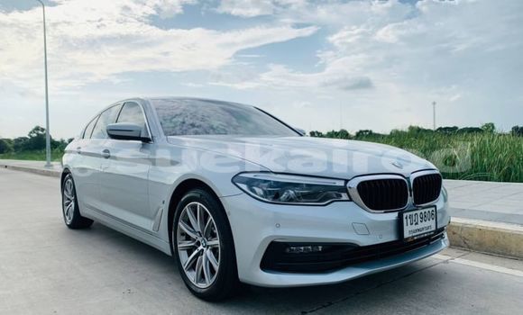 ซื้อ รถมือสอง BMW 5–Series เงิน รถยนต์ ใน %{เมือง} ใน กรุงเทพมหานคร ซื้อ รถมือสอง BMW 5–Series เงิน รถยนต์ ใน %{เมือง} ใน กรุงเทพมหานคร