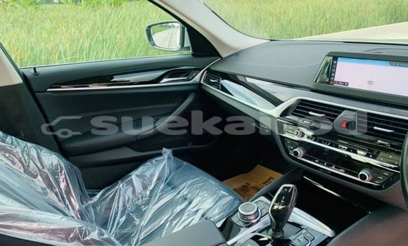 ซื้อ รถมือสอง BMW 5–Series เงิน รถยนต์ ใน %{เมือง} ใน กรุงเทพมหานคร ซื้อ รถมือสอง BMW 5–Series เงิน รถยนต์ ใน %{เมือง} ใน กรุงเทพมหานคร