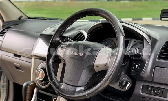 Buy Used Isuzu MU-X White Car in Nakhon Ratchasima in Nakhon Ratchasima Buy Used Isuzu MU-X White Car in Nakhon Ratchasima in Nakhon Ratchasima