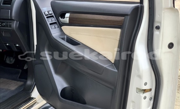 Buy Used Isuzu MU-X White Car in Nakhon Ratchasima in Nakhon Ratchasima Buy Used Isuzu MU-X White Car in Nakhon Ratchasima in Nakhon Ratchasima