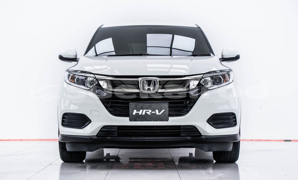 Buy Used Honda HR-V White Car in Bangkok in Bangkok Buy Used Honda HR-V White Car in Bangkok in Bangkok
