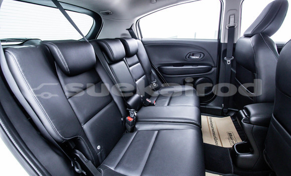 Buy Used Honda HR-V White Car in Bangkok in Bangkok Buy Used Honda HR-V White Car in Bangkok in Bangkok