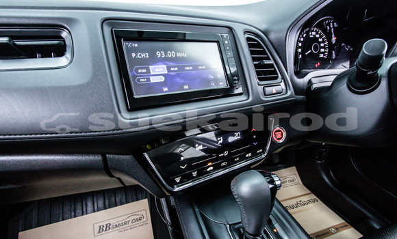 Buy Used Honda HR-V White Car in Bangkok in Bangkok Buy Used Honda HR-V White Car in Bangkok in Bangkok