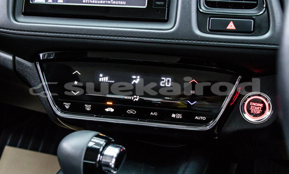 Buy Used Honda HR-V White Car in Bangkok in Bangkok Buy Used Honda HR-V White Car in Bangkok in Bangkok