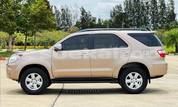 Buy Used Toyota Fortuner Brown Car in Nakhon Ratchasima in Nakhon Ratchasima Buy Used Toyota Fortuner Brown Car in Nakhon Ratchasima in Nakhon Ratchasima