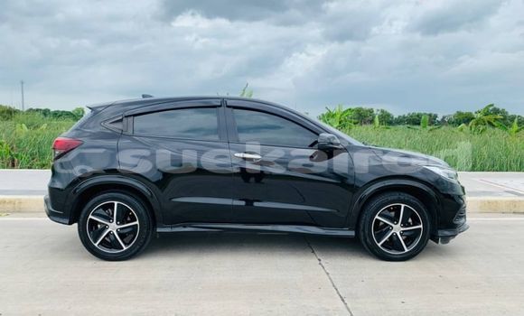 ซื้อ รถมือสอง Honda HR-V สีดำ รถยนต์ ใน %{เมือง} ใน กรุงเทพมหานคร ซื้อ รถมือสอง Honda HR-V สีดำ รถยนต์ ใน %{เมือง} ใน กรุงเทพมหานคร