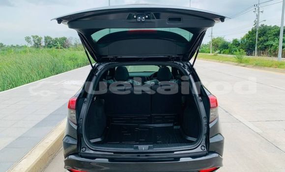 ซื้อ รถมือสอง Honda HR-V สีดำ รถยนต์ ใน %{เมือง} ใน กรุงเทพมหานคร ซื้อ รถมือสอง Honda HR-V สีดำ รถยนต์ ใน %{เมือง} ใน กรุงเทพมหานคร
