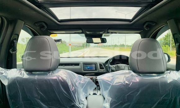 ซื้อ รถมือสอง Honda HR-V สีดำ รถยนต์ ใน %{เมือง} ใน กรุงเทพมหานคร ซื้อ รถมือสอง Honda HR-V สีดำ รถยนต์ ใน %{เมือง} ใน กรุงเทพมหานคร