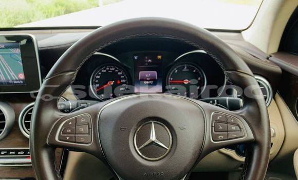 ซื้อ รถมือสอง Mercedes-Benz GLC 250D สีดำ รถยนต์ ใน %{เมือง} ใน กรุงเทพมหานคร ซื้อ รถมือสอง Mercedes-Benz GLC 250D สีดำ รถยนต์ ใน %{เมือง} ใน กรุงเทพมหานคร