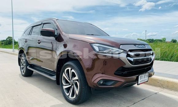ซื้อ รถมือสอง Isuzu MU-X สีน้ำตาล รถยนต์ ใน %{เมือง} ใน กรุงเทพมหานคร ซื้อ รถมือสอง Isuzu MU-X สีน้ำตาล รถยนต์ ใน %{เมือง} ใน กรุงเทพมหานคร