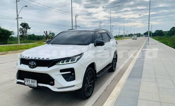 Buy Used Toyota Fortuner White Car in Bangkok in Bangkok Buy Used Toyota Fortuner White Car in Bangkok in Bangkok
