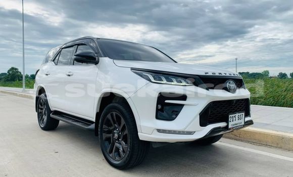 ซื้อ รถมือสอง Toyota Fortuner ขาว รถยนต์ ใน %{เมือง} ใน กรุงเทพมหานคร ซื้อ รถมือสอง Toyota Fortuner ขาว รถยนต์ ใน %{เมือง} ใน กรุงเทพมหานคร