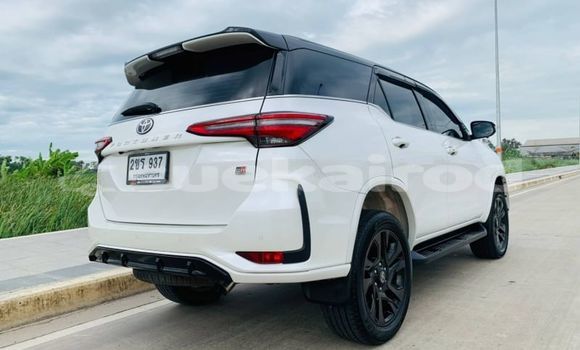 ซื้อ รถมือสอง Toyota Fortuner ขาว รถยนต์ ใน %{เมือง} ใน กรุงเทพมหานคร ซื้อ รถมือสอง Toyota Fortuner ขาว รถยนต์ ใน %{เมือง} ใน กรุงเทพมหานคร