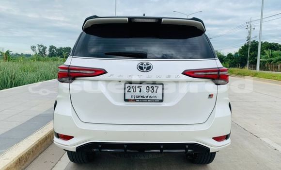 ซื้อ รถมือสอง Toyota Fortuner ขาว รถยนต์ ใน %{เมือง} ใน กรุงเทพมหานคร ซื้อ รถมือสอง Toyota Fortuner ขาว รถยนต์ ใน %{เมือง} ใน กรุงเทพมหานคร