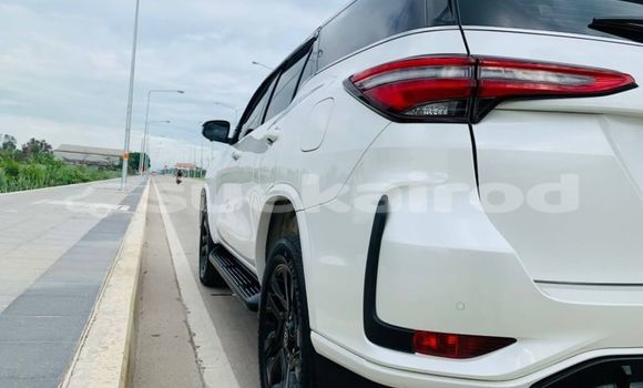 ซื้อ รถมือสอง Toyota Fortuner ขาว รถยนต์ ใน %{เมือง} ใน กรุงเทพมหานคร ซื้อ รถมือสอง Toyota Fortuner ขาว รถยนต์ ใน %{เมือง} ใน กรุงเทพมหานคร