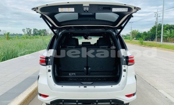 ซื้อ รถมือสอง Toyota Fortuner ขาว รถยนต์ ใน %{เมือง} ใน กรุงเทพมหานคร ซื้อ รถมือสอง Toyota Fortuner ขาว รถยนต์ ใน %{เมือง} ใน กรุงเทพมหานคร