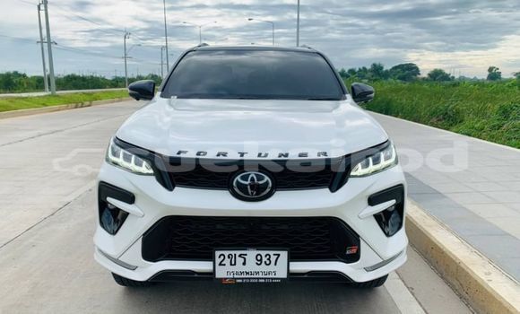ซื้อ รถมือสอง Toyota Fortuner ขาว รถยนต์ ใน %{เมือง} ใน กรุงเทพมหานคร ซื้อ รถมือสอง Toyota Fortuner ขาว รถยนต์ ใน %{เมือง} ใน กรุงเทพมหานคร