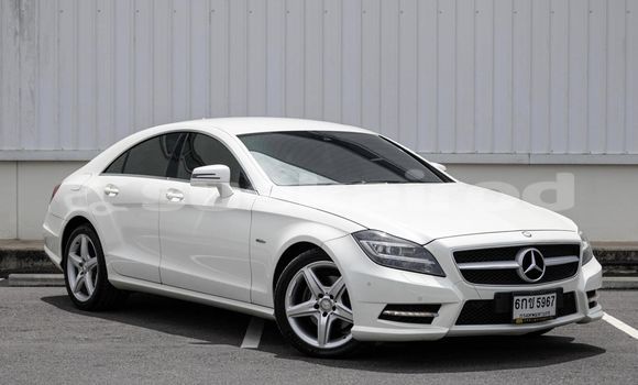 ซื้อ รถมือสอง Mercedes-Benz CLS-klasse ขาว รถยนต์ ใน %{เมือง} ใน กรุงเทพมหานคร ซื้อ รถมือสอง Mercedes-Benz CLS-klasse ขาว รถยนต์ ใน %{เมือง} ใน กรุงเทพมหานคร