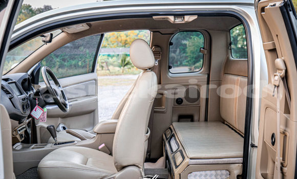 ซื้อ รถมือสอง Toyota Hiluxe VIGO เงิน รถยนต์ ใน %{เมือง} ใน สระบุรี ซื้อ รถมือสอง Toyota Hiluxe VIGO เงิน รถยนต์ ใน %{เมือง} ใน สระบุรี