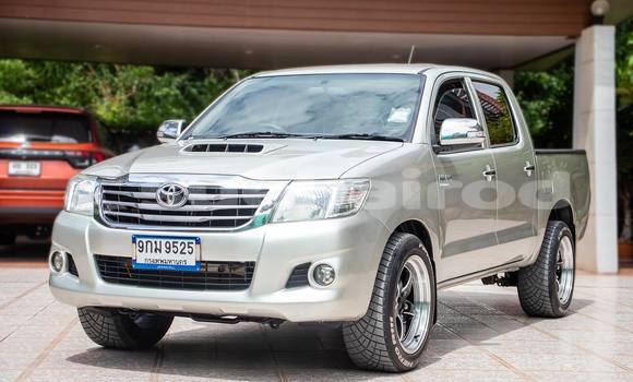 ซื้อ รถมือสอง Toyota Vigo เงิน รถยนต์ ใน %{เมือง} ใน นครราชสีมา