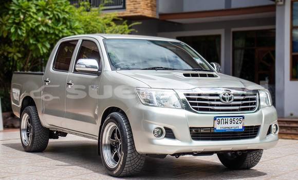 Buy Used Toyota Vigo Silver Car in Nakhon Ratchasima in Nakhon Ratchasima Buy Used Toyota Vigo Silver Car in Nakhon Ratchasima in Nakhon Ratchasima