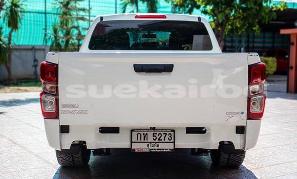 Buy Used Isuzu D-Max White Car in Nakhon Ratchasima in Nakhon Ratchasima Buy Used Isuzu D-Max White Car in Nakhon Ratchasima in Nakhon Ratchasima