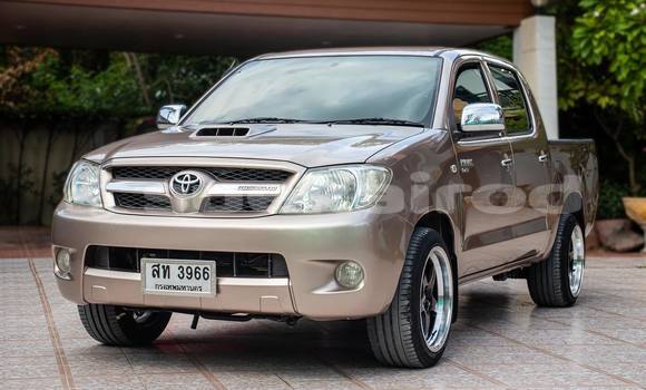 Buy Used Toyota Vigo Brown Car in Nakhon Ratchasima in Nakhon Ratchasima
