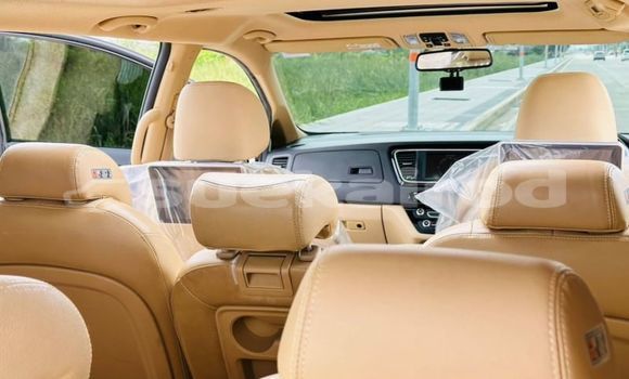 ซื้อ รถมือสอง Kia Carnival สีดำ รถยนต์ ใน %{เมือง} ใน กรุงเทพมหานคร ซื้อ รถมือสอง Kia Carnival สีดำ รถยนต์ ใน %{เมือง} ใน กรุงเทพมหานคร