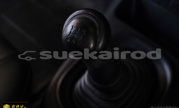 Buy Used Toyota Hiluxe VIGO White Car in Saraburi in Saraburi Buy Used Toyota Hiluxe VIGO White Car in Saraburi in Saraburi