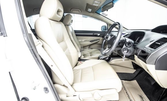 ซื้อ รถมือสอง Honda Civic ขาว รถยนต์ ใน %{เมือง} ใน กรุงเทพมหานคร ซื้อ รถมือสอง Honda Civic ขาว รถยนต์ ใน %{เมือง} ใน กรุงเทพมหานคร