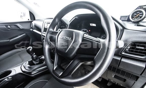 Buy Used Isuzu D-Max White Car in Bangkok in Bangkok Buy Used Isuzu D-Max White Car in Bangkok in Bangkok