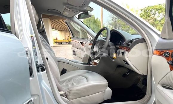 ซื้อ รถมือสอง Mercedes-Benz E200 อื่น ๆ รถยนต์ ใน %{เมือง} ใน กรุงเทพมหานคร ซื้อ รถมือสอง Mercedes-Benz E200 อื่น ๆ รถยนต์ ใน %{เมือง} ใน กรุงเทพมหานคร