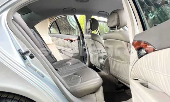 ซื้อ รถมือสอง Mercedes-Benz E200 อื่น ๆ รถยนต์ ใน %{เมือง} ใน กรุงเทพมหานคร ซื้อ รถมือสอง Mercedes-Benz E200 อื่น ๆ รถยนต์ ใน %{เมือง} ใน กรุงเทพมหานคร