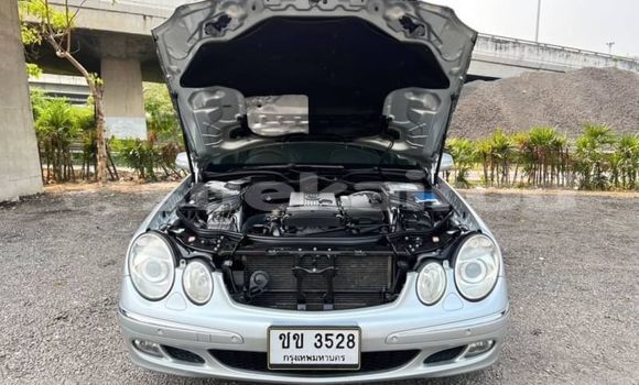 ซื้อ รถมือสอง Mercedes-Benz E200 อื่น ๆ รถยนต์ ใน %{เมือง} ใน กรุงเทพมหานคร ซื้อ รถมือสอง Mercedes-Benz E200 อื่น ๆ รถยนต์ ใน %{เมือง} ใน กรุงเทพมหานคร