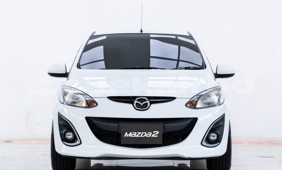 ซื้อ รถมือสอง Mazda 2 ขาว รถยนต์ ใน %{เมือง} ใน นนทบุรี ซื้อ รถมือสอง Mazda 2 ขาว รถยนต์ ใน %{เมือง} ใน นนทบุรี