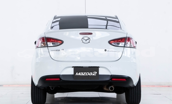 ซื้อ รถมือสอง Mazda 2 ขาว รถยนต์ ใน %{เมือง} ใน นนทบุรี ซื้อ รถมือสอง Mazda 2 ขาว รถยนต์ ใน %{เมือง} ใน นนทบุรี