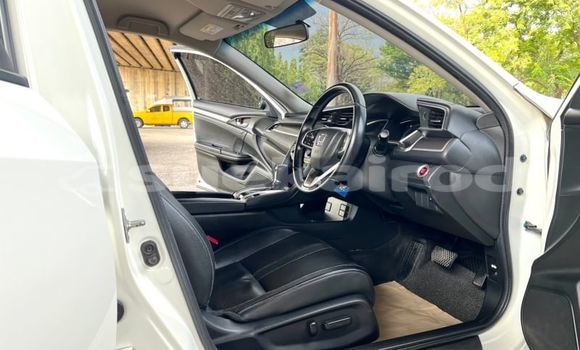 ซื้อ รถมือสอง Honda Civic ขาว รถยนต์ ใน %{เมือง} ใน กรุงเทพมหานคร ซื้อ รถมือสอง Honda Civic ขาว รถยนต์ ใน %{เมือง} ใน กรุงเทพมหานคร