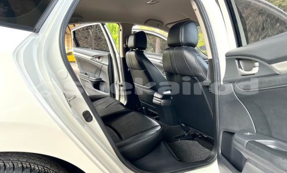 ซื้อ รถมือสอง Honda Civic ขาว รถยนต์ ใน %{เมือง} ใน กรุงเทพมหานคร ซื้อ รถมือสอง Honda Civic ขาว รถยนต์ ใน %{เมือง} ใน กรุงเทพมหานคร