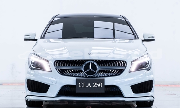 ซื้อ รถมือสอง Mercedes-Benz CLA-klasse ขาว รถยนต์ ใน %{เมือง} ใน นนทบุรี ซื้อ รถมือสอง Mercedes-Benz CLA-klasse ขาว รถยนต์ ใน %{เมือง} ใน นนทบุรี