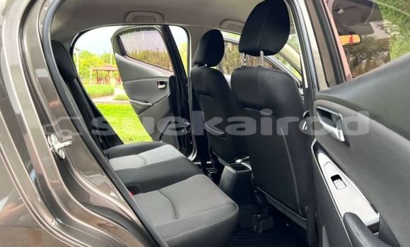 ซื้อ รถมือสอง Mazda 2 สีดำ รถยนต์ ใน %{เมือง} ใน กรุงเทพมหานคร ซื้อ รถมือสอง Mazda 2 สีดำ รถยนต์ ใน %{เมือง} ใน กรุงเทพมหานคร